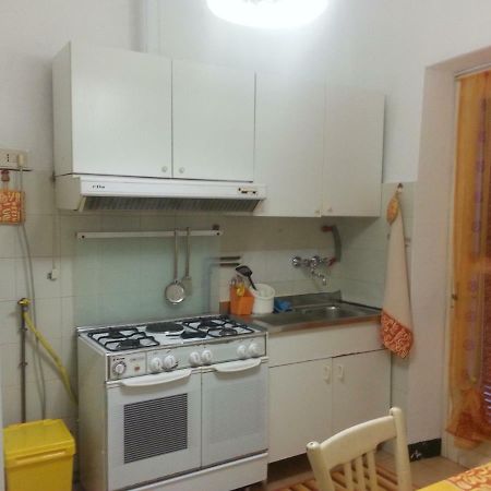 Appartement Via Cavasola à Finale Ligure Extérieur photo